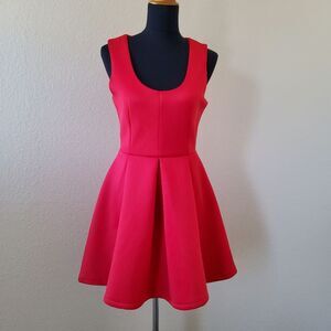 Lovers + Friends Geneva Mini Pleated Skater Dress Size M Red New